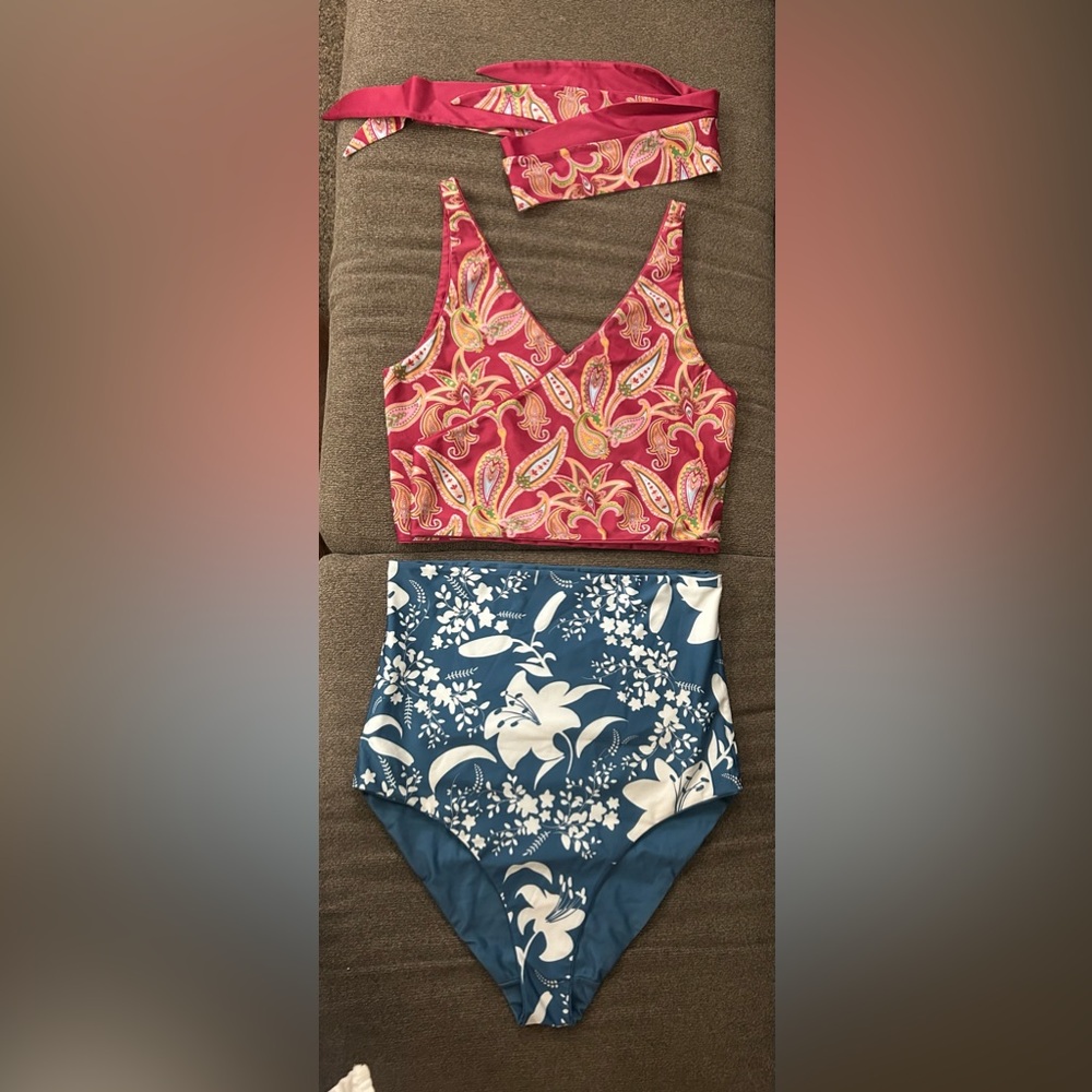 Baiia reversible wrap suit size 12.